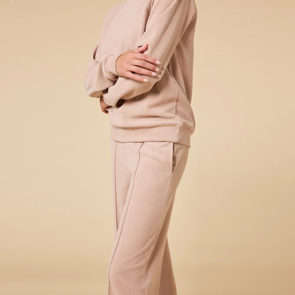 Vintage Velvet Raglan Crew Neck with Pintuck Pant - Image 15