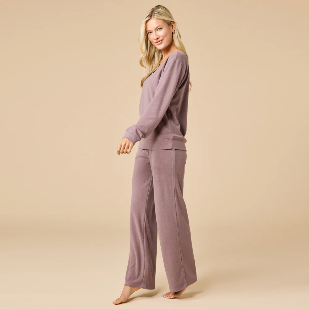 Vintage Velvet V-Neck with Wide Leg Pant - Image 21