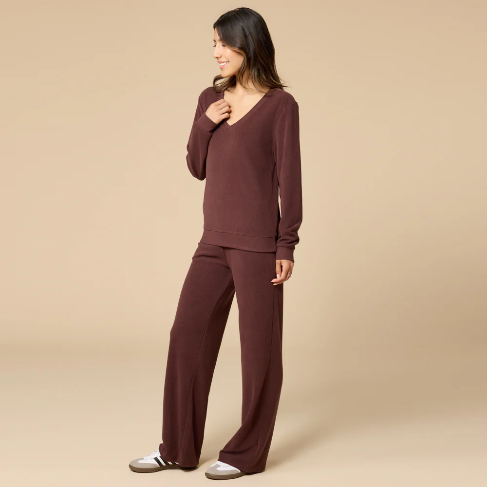 Vintage Velvet V-Neck with Wide Leg Pant - Image 3